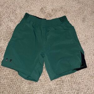 Under Armour Men's Green Athletic Shorts